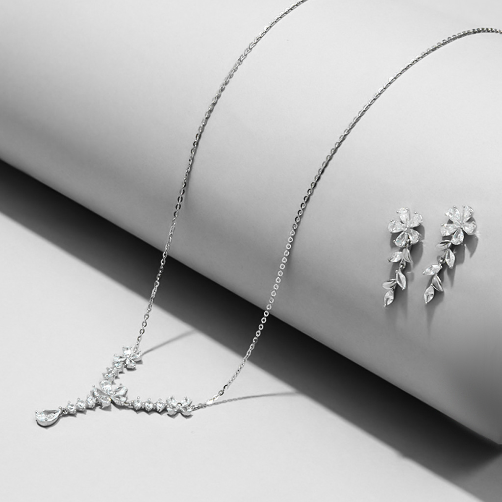 R7 Diamante Silver Necklace and Earrings set 212 main image 0